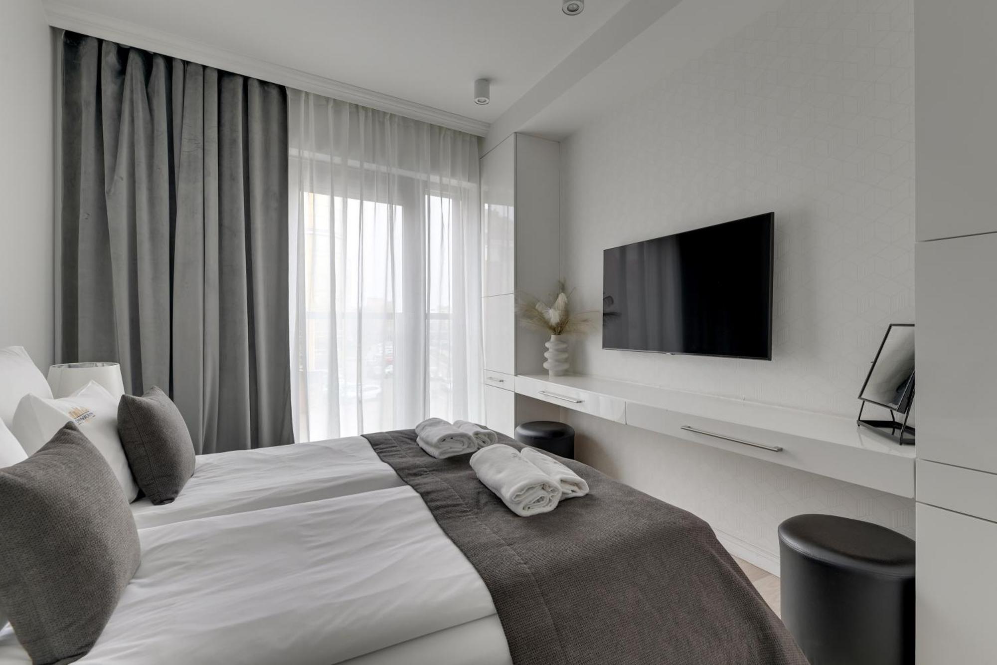 Waterlane Riverside - Spa, Pool, Gym & Parking By Downtown Apartments Gdansk Habitación foto